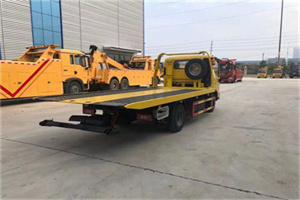 昭平非事故拖车